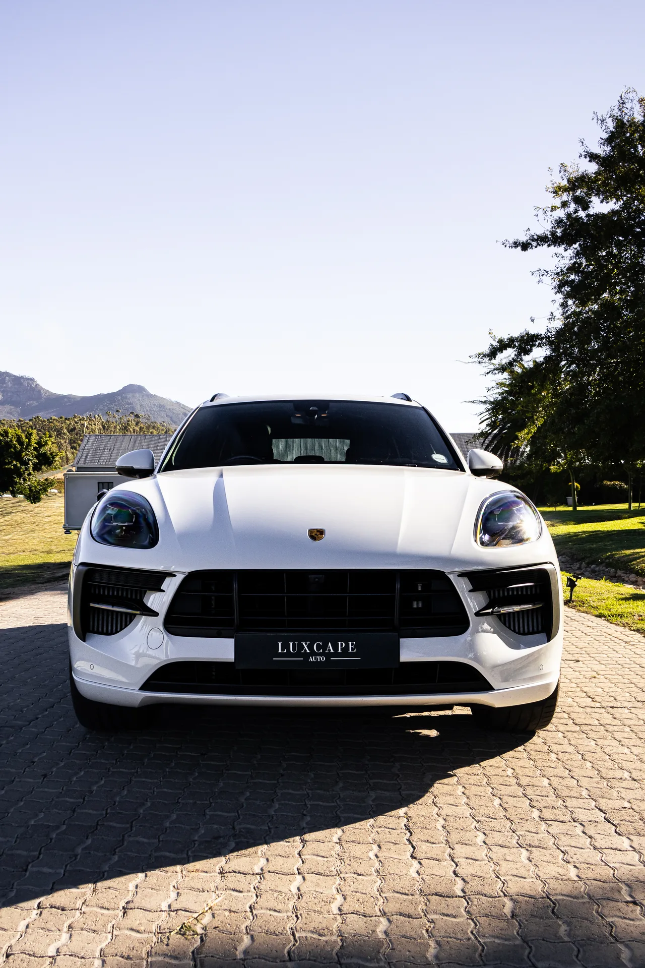 Porsche  Macan Gts